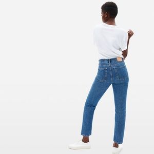 Everlane 90s Cheeky Straight Jean